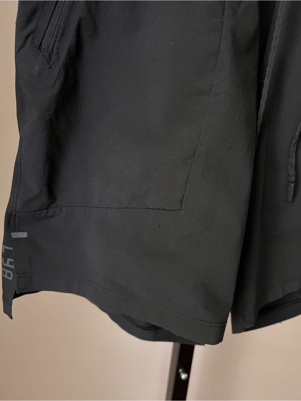 Lululemon license to train Men's Performance Running Shorts - Black - Picture 4 of 9